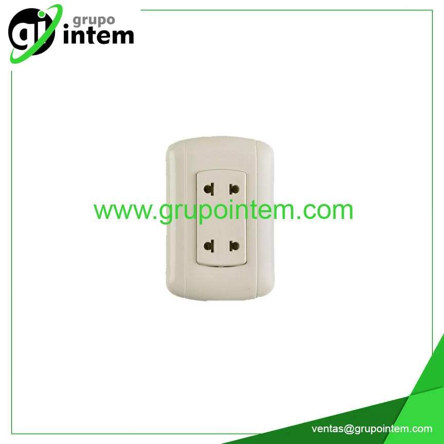 TOMA DOBLE 2P TIPO UNIVERSAL